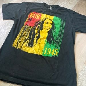 Men’s size medium Bob Marley t-shirt
